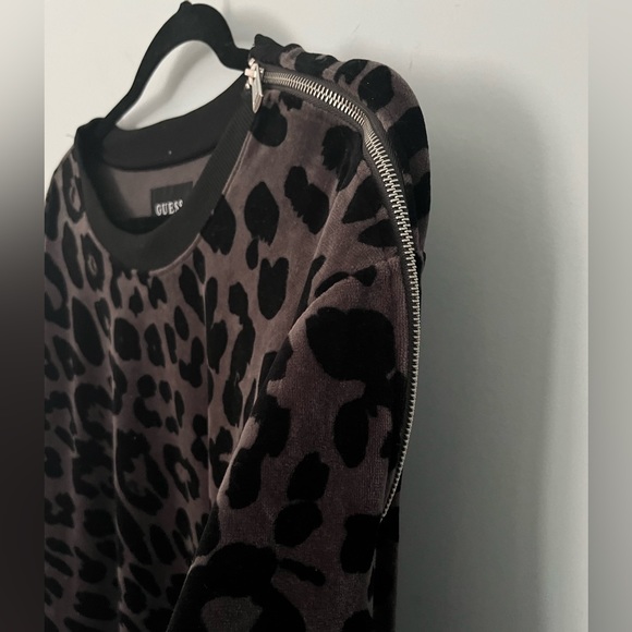 GUESS Velour Leopard Print Sweater - Picture 2 of 5